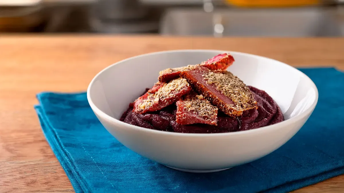 Carne Seca Frita com Açaí