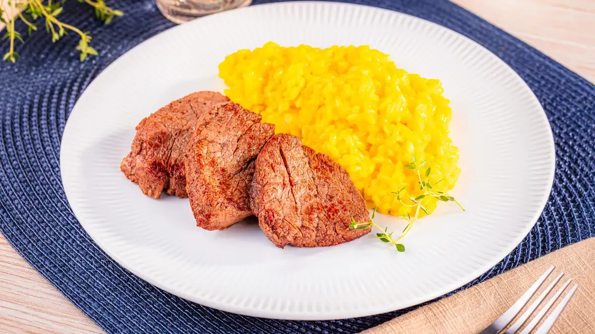Escalope com Risoto de Açafrão