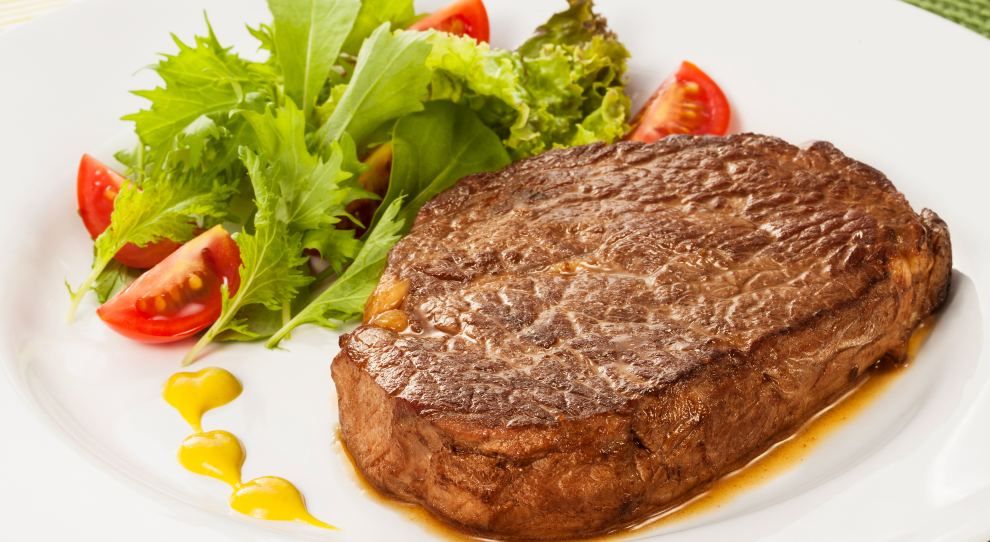 Costela com Cerveja e Molho de Pimentões