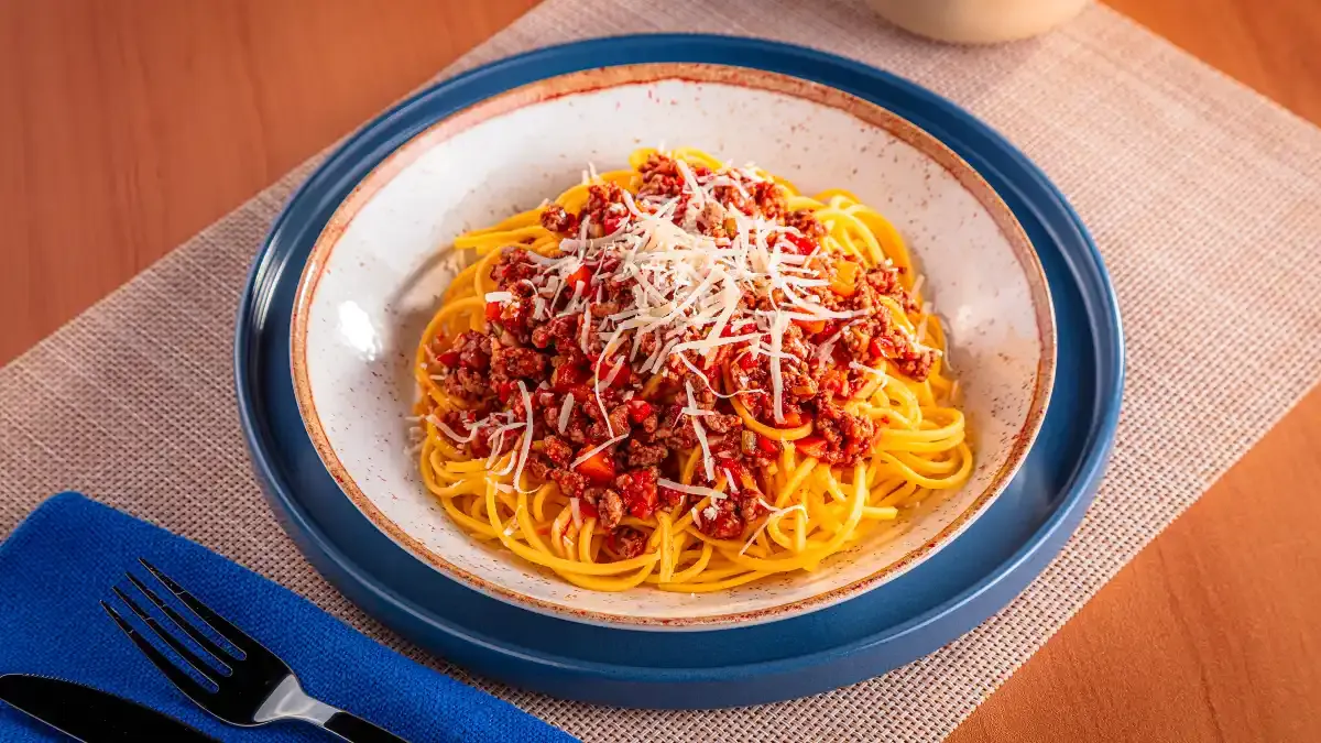 Macarrão com Carne Moída