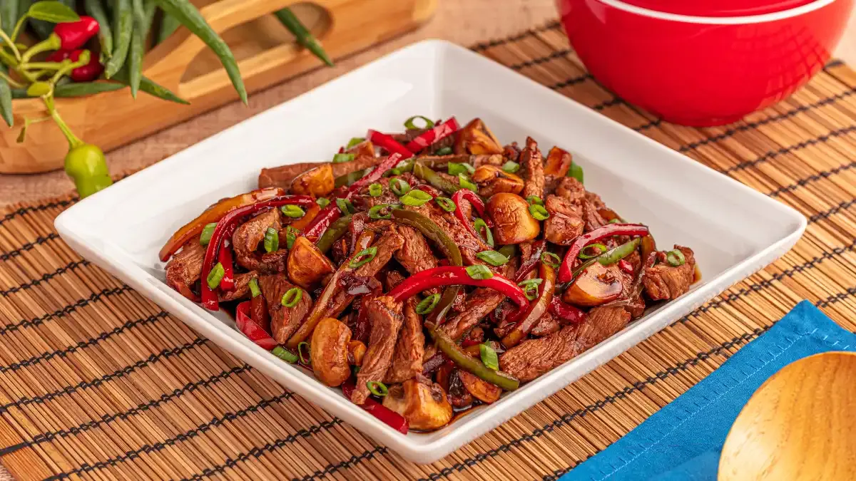 Picadinho de Carne Oriental