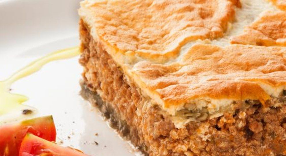 Torta de Carne com Requeijão Cremoso